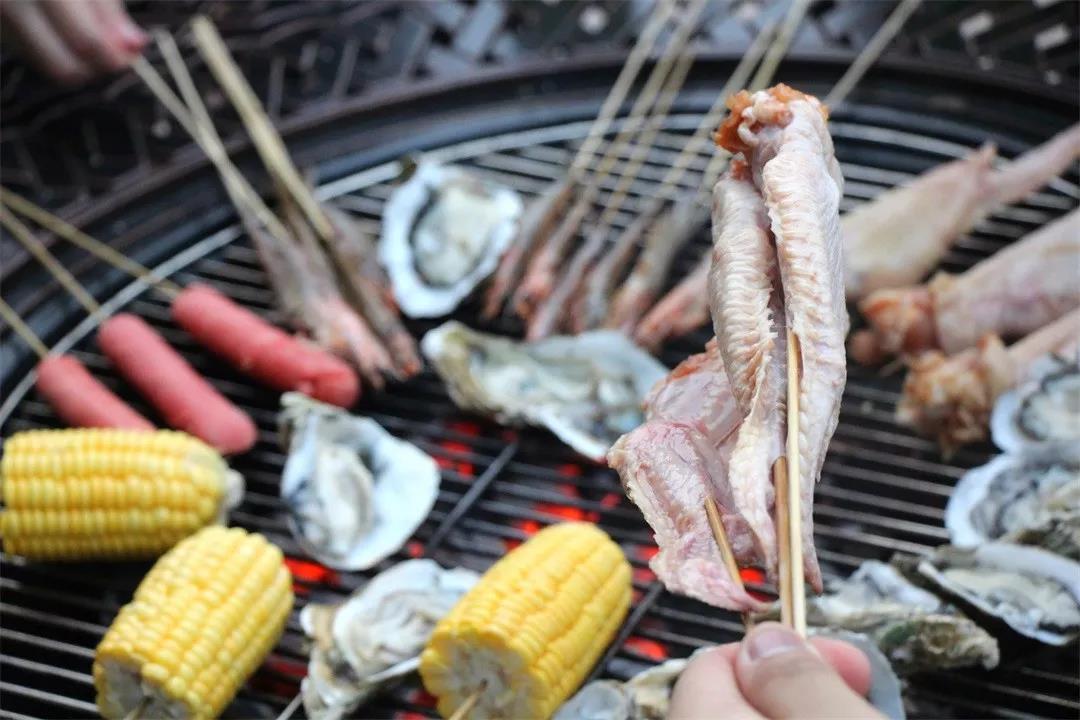 燒烤，無肉不成歡