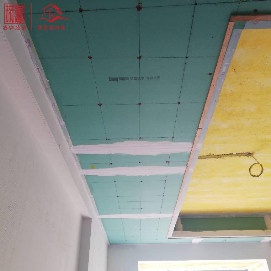 新世紀領(lǐng)居在建工地之木工階段